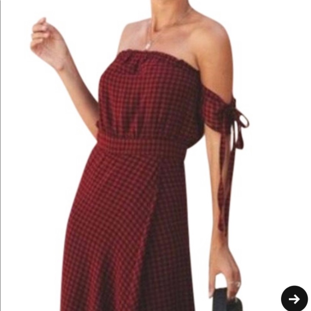 Dress - Picture 2 of 5